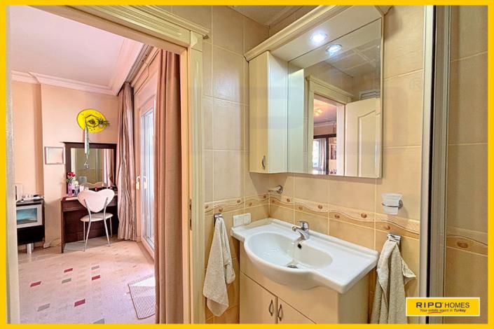 Image No.32-2 Bed Apartment for sale