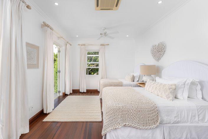 Image No.16-Propriété de 5 chambres à vendre à St James