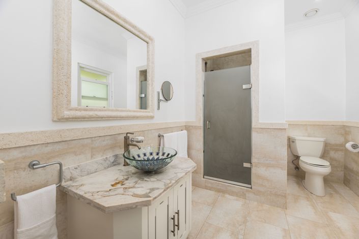 Image No.17-Propriété de 5 chambres à vendre à St James