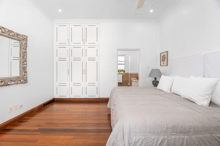 Image No.18-Propriété de 5 chambres à vendre à St James