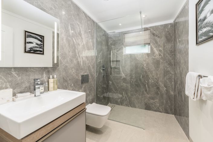 Image No.12-Terre de 5 chambres à vendre à St James