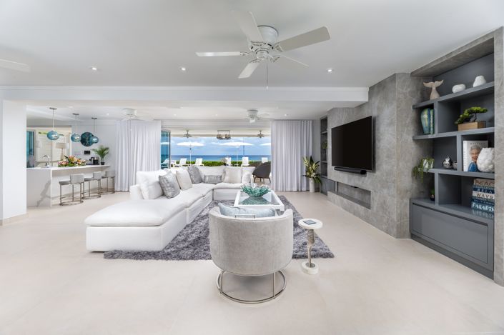 Image No.2-Terre de 5 chambres à vendre à St James