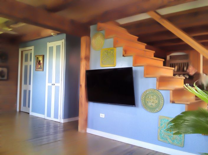 Image No.10-3 Bed Property for sale