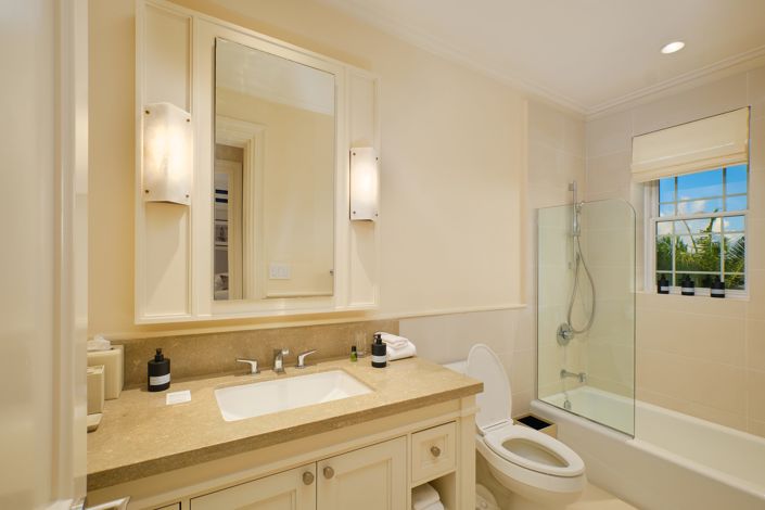 Image No.21-3 Bed Property for sale