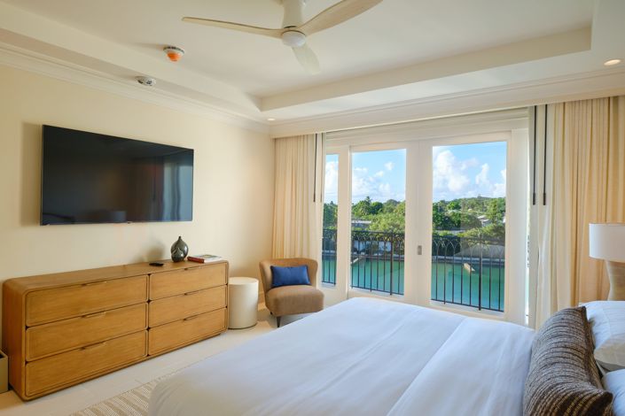 Image No.24-3 Bed Property for sale