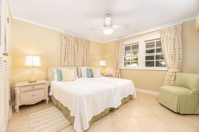 malabar-manorapartment-bedroomresize-min-scal