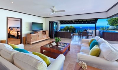 coral-cove-unit-15-nov-2015-living-min-scaled