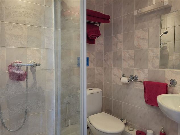 Image No.19-Châteaux de 9 chambres à vendre à Chef-Boutonne