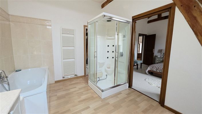 Image No.34-Maison de 11 chambres à vendre à Dompierre-les-Églises