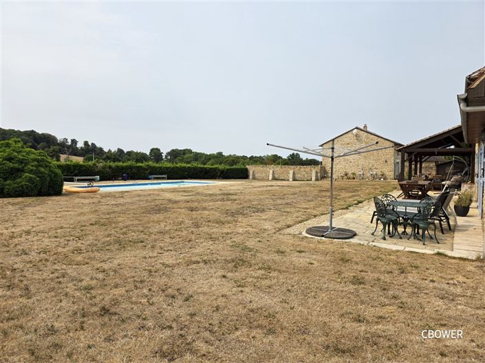 Image No.41-Maison de 11 chambres à vendre à Dompierre-les-Églises