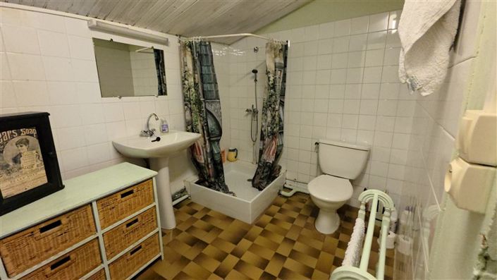 Image No.11-3 Bed Country House for sale