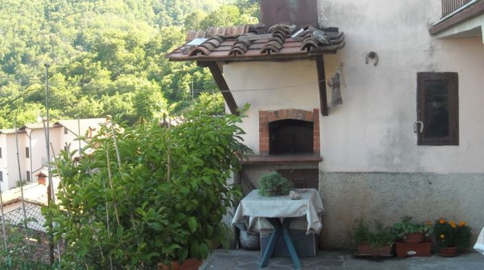 Image No.8-3 Bed Semi-Detached for sale