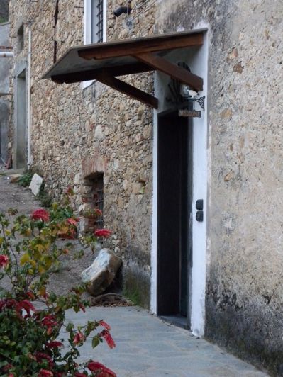 Image No.2-Propriété de 3 chambres à vendre à Diano San Pietro