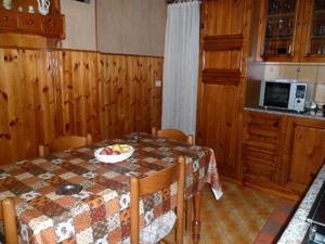 Image No.2-Propriété de 4 chambres à vendre à Castagnole delle Lanze