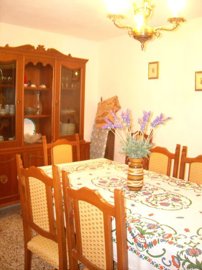 3652-molazzana-dining-room-2