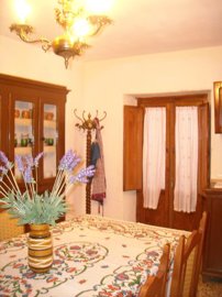 3652-molazzana-dining-room-3