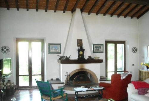 Image No.3-3 Bed Semi-Detached for sale