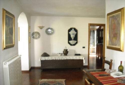 Image No.4-3 Bed Semi-Detached for sale