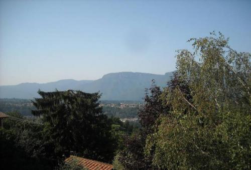 Image No.9-3 Bed Semi-Detached for sale