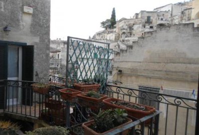 500x3404a3853-matera-m