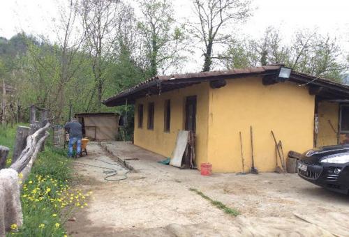 Image No.9-7 Bed Property for sale