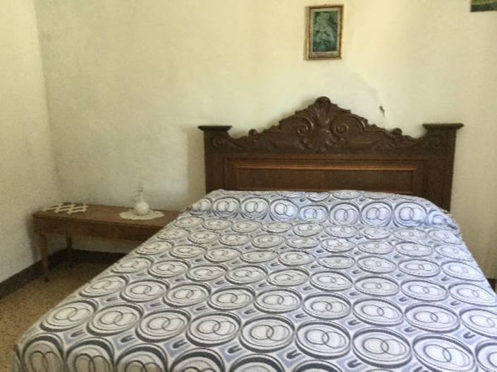 Image No.6-3 Bed Property for sale