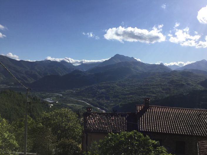 Image No.12-2 Bed Semi-Detached for sale