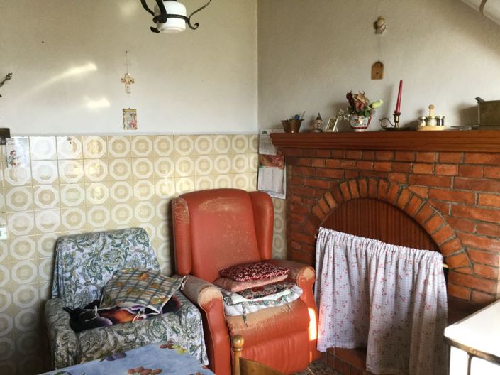 Image No.5-2 Bed Semi-Detached for sale