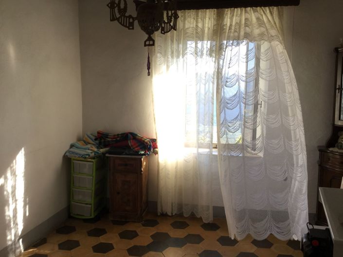 Image No.7-2 Bed Semi-Detached for sale