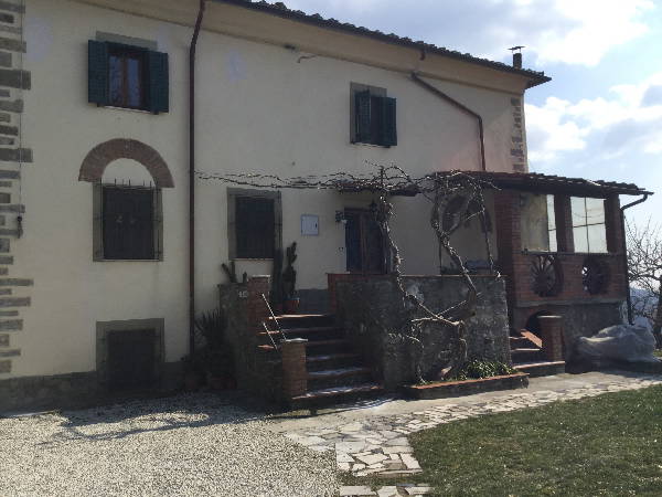 Image No.2-4 Bed Property for sale