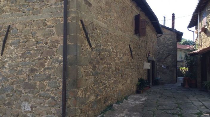 Image No.11-3 Bed House for sale