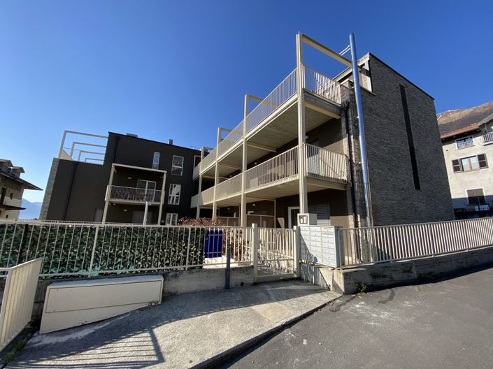 Image No.12-2 Bed Apartment for sale