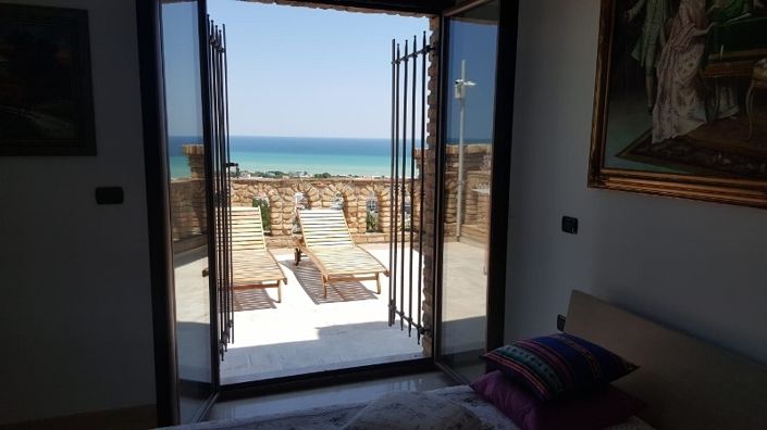 Image No.10-3 Bed Villa for sale