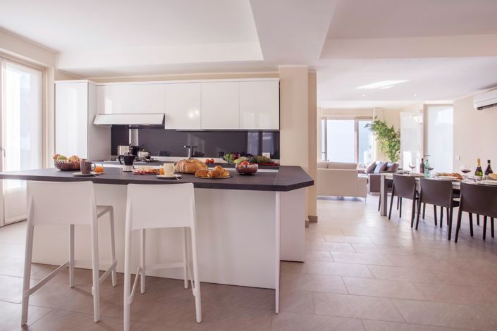 Image No.5-5 Bed Villa for sale