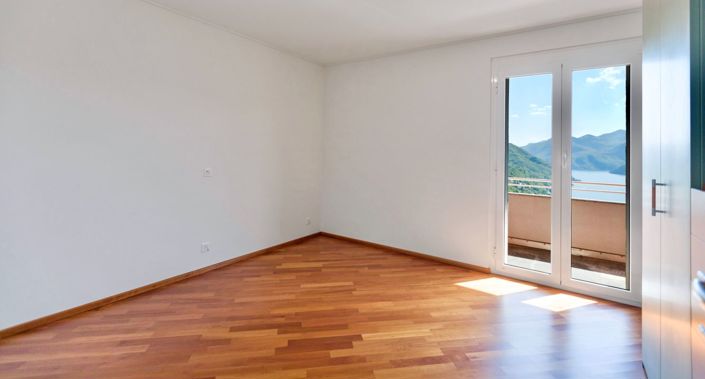 Image No.8-4 Bed Villa for sale