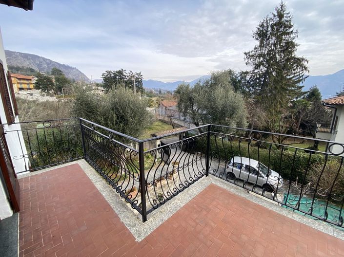 Image No.12-3 Bed Apartment for sale