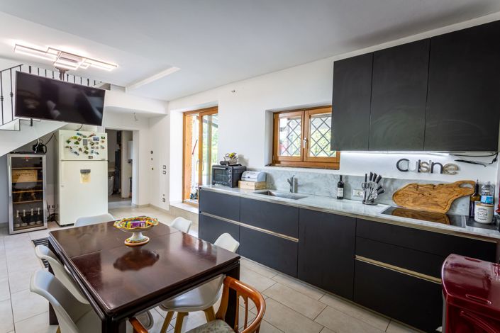 Image No.7-2 Bed Villa for sale