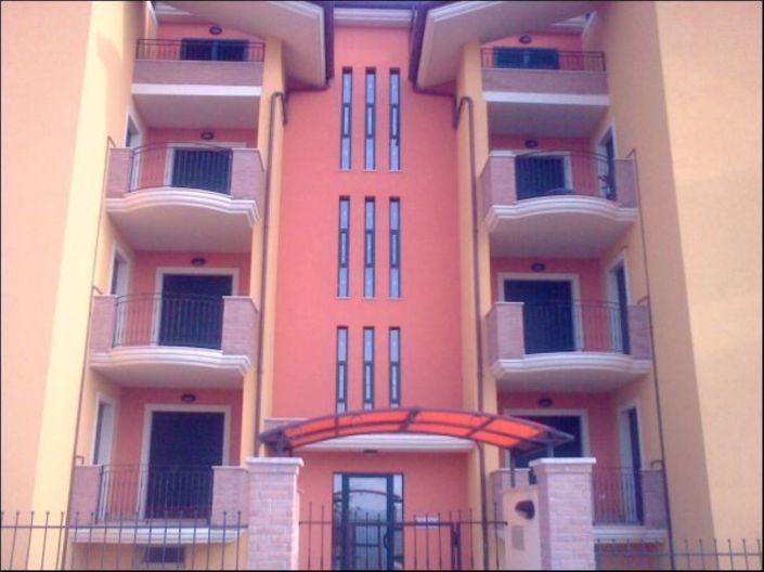 Image No.9-3 Bed Apartment for sale