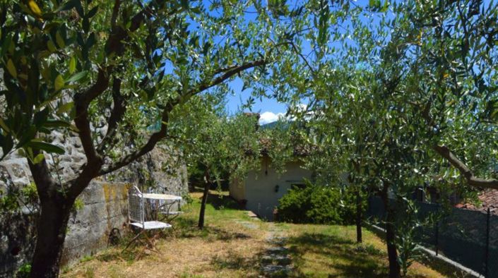 Image No.18-2 Bed Semi-Detached for sale