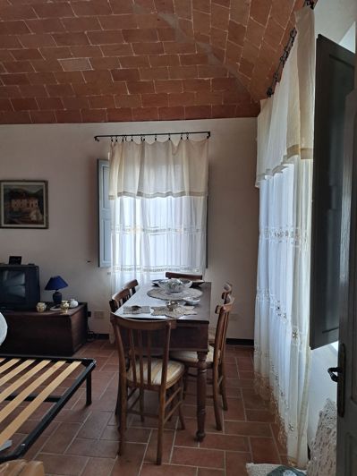 Image No.14-5 Bed House for sale