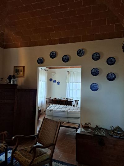 Image No.5-5 Bed House for sale