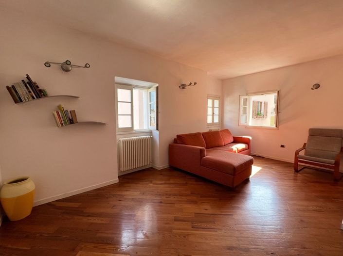 Image No.4-1 Bed House for sale