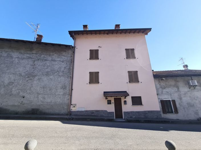 Image No.2-4 Bed Semi-Detached for sale