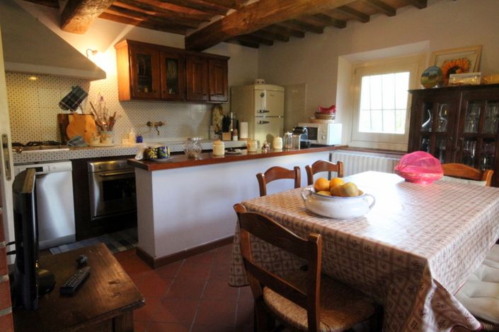 Image No.8-5 Bed Semi-Detached for sale