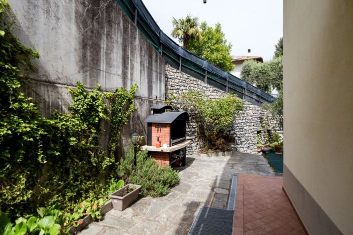 Image No.16-3 Bed Semi-Detached for sale