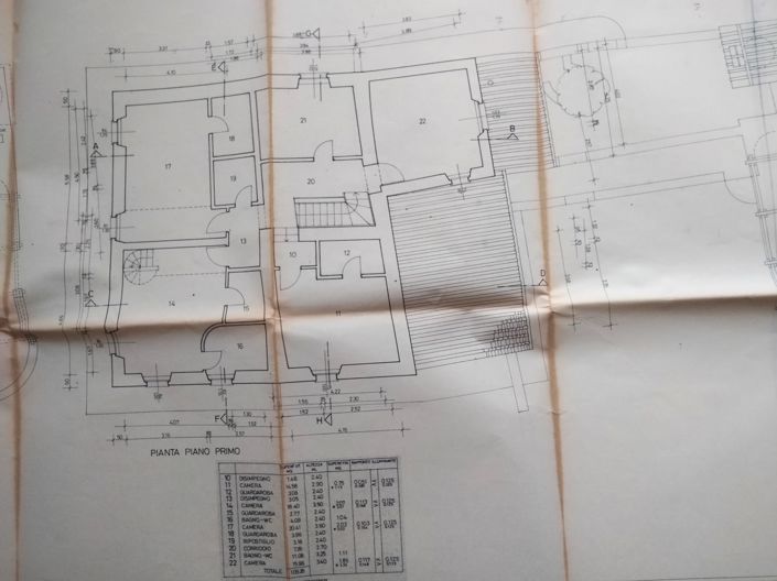 Image No.18-5 Bed Property for sale