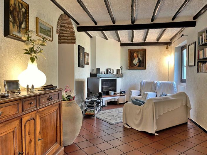 Image No.6-3 Bed Semi-Detached for sale