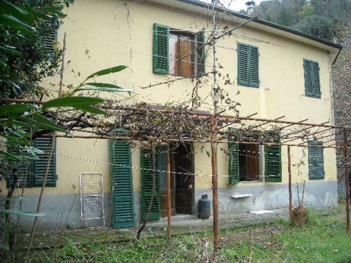 Image No.14-3 Bed Property for sale