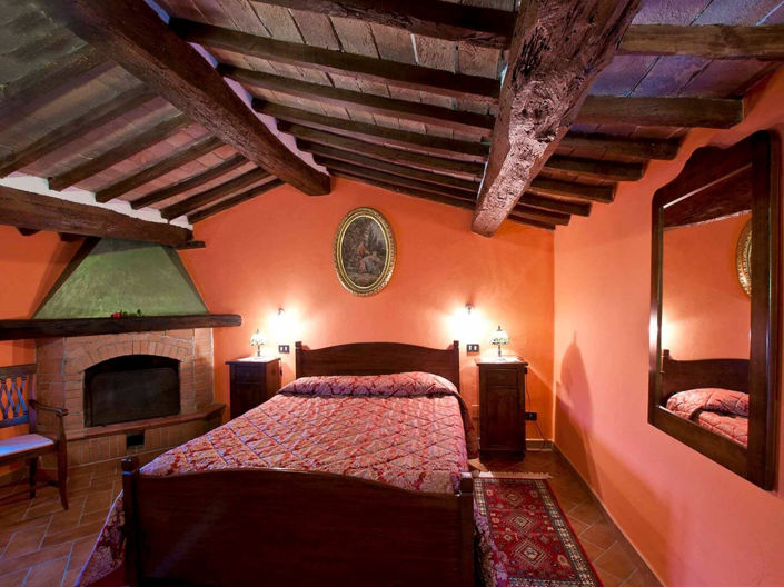 Image No.10-Propriété de 5 chambres à vendre à Volterra