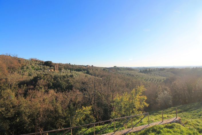 Image No.5-5 Bed Villa for sale